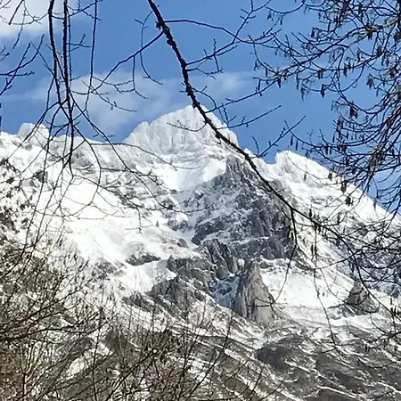 Hotel La Casa Vieja En Valdeon 2*